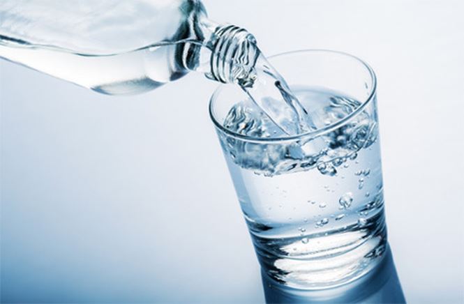 Nước khoáng được khoa học chứng minh có nhiều lợi ích đối với cơ thể